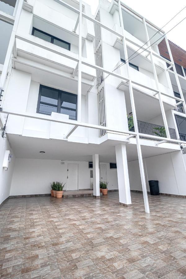 Eshel Suites Panama Екстер'єр фото
